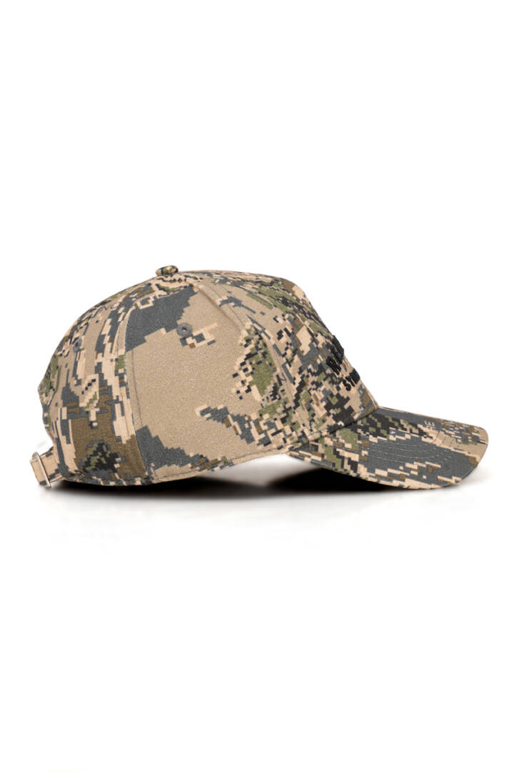 shapka-s-kozirka-remington-classic-figure (4)