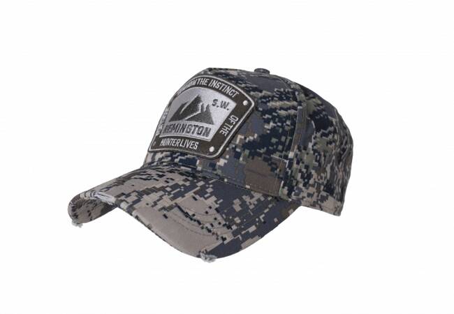 Шапка с козирка Remington Figure